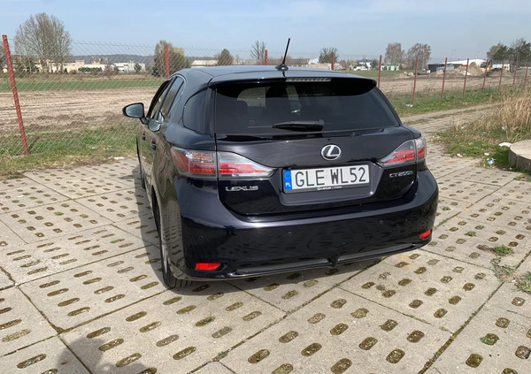 Lexus CT cena 43400 przebieg: 260000, rok produkcji 2012 z Lębork małe 137